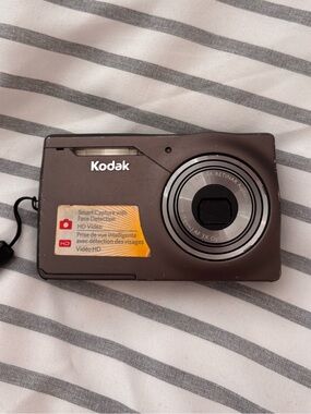 Kodak Brown Compact Point-and-Shoot Digital Camera